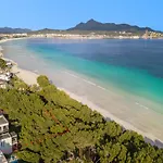 Luxurious Beach Front Estate 12 Guests&Pool